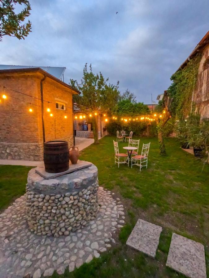 Intown Guesthouse Шкодер Екстер'єр фото
