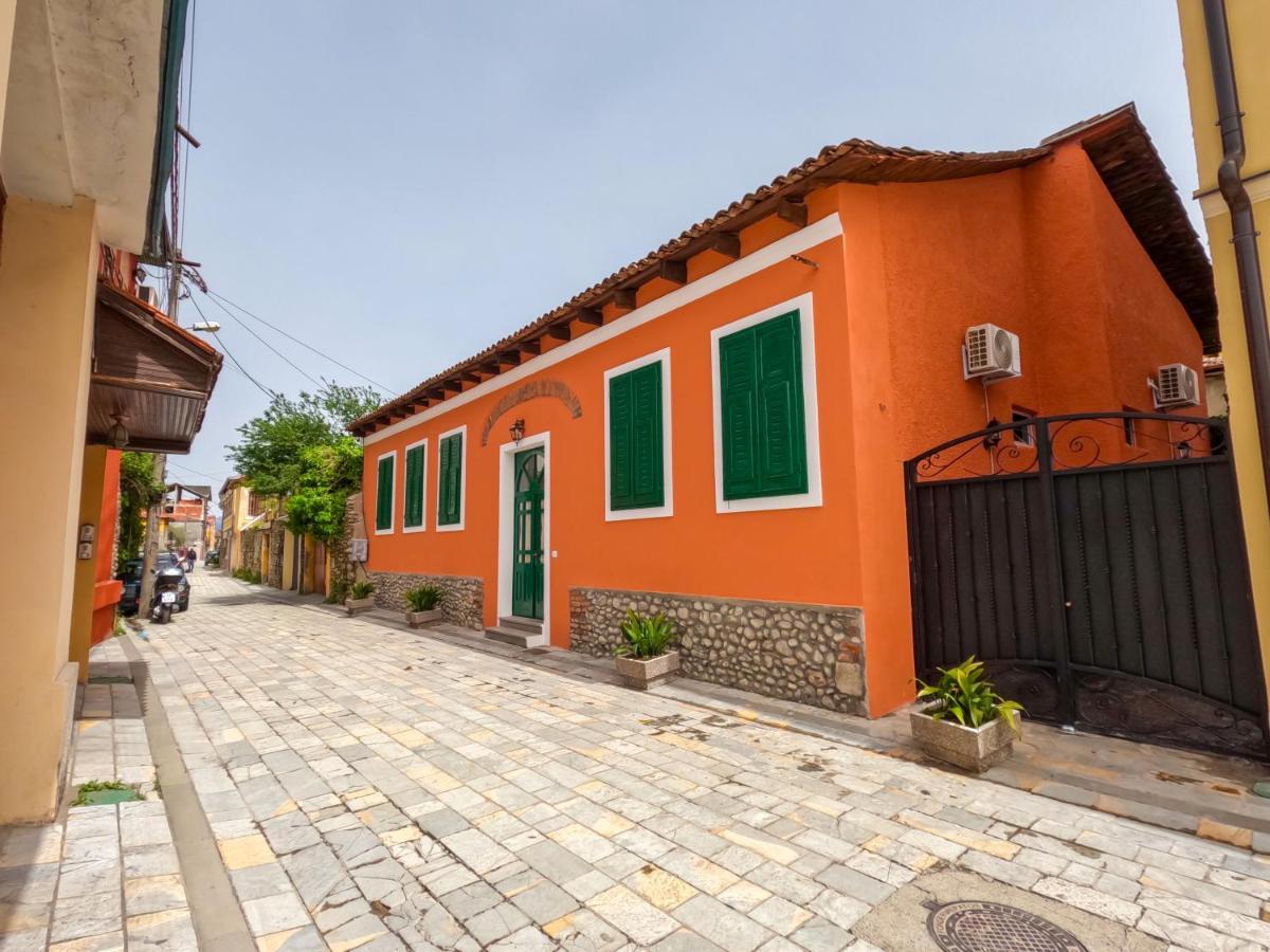 Intown Guesthouse Шкодер Екстер'єр фото