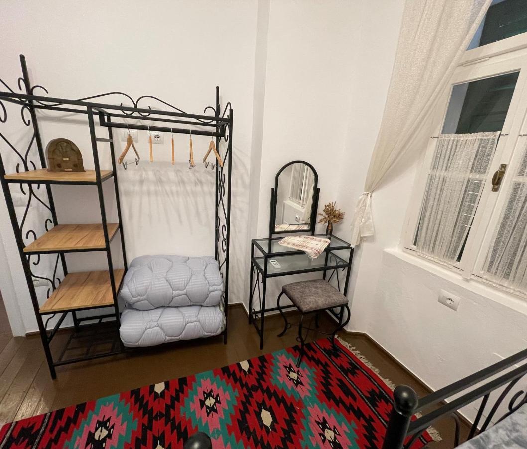 Intown Guesthouse Шкодер Екстер'єр фото